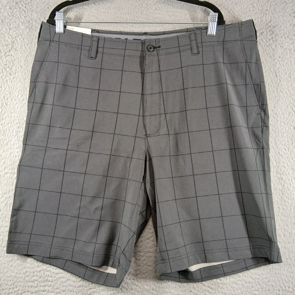 PGA TOUR Golf Shorts Active Waistband Stretch Accessory Pocket 40 Grey Plaid NWT